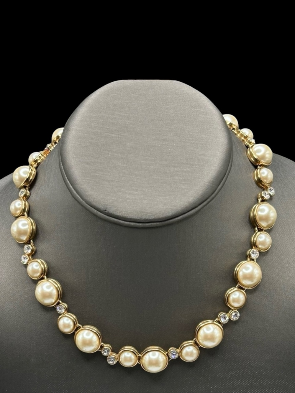 Elegant Vintage Faux Pearl Rhinestone Collar Necklace